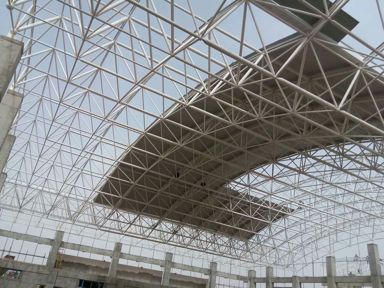 赤水青岛一汽网架
